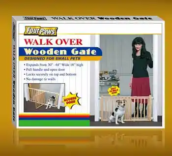 Four Paws Gate Wooden With Door 30-44x18"