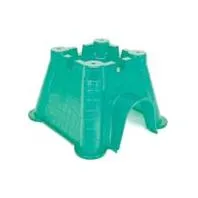 DISC WARE Critter Chateau Hideout Medium